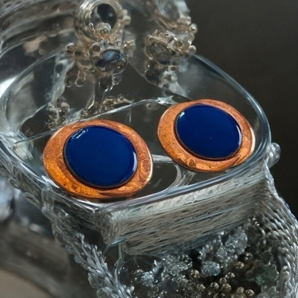 Antique Copper Blue Glass Button Clip On Earrings 1.25" Signed Genuine Copper - Picture 4 of 8